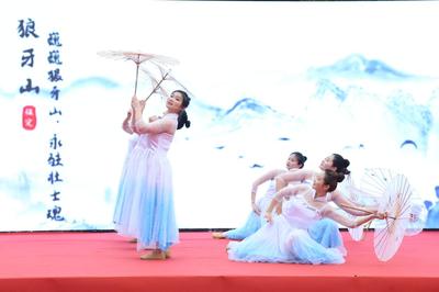 茗香四溢迎盛会，官港茶韵启新篇——东至县官港镇茶业联盟成立揭牌仪式暨首届茶文化节开幕侧记